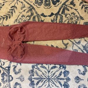 Peach Bun Leggings with Bow Detail